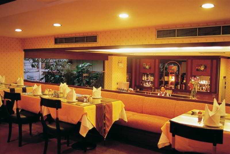 Silom City Hotel Bangkok Étterem fotó